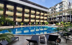 Baron Beach Hotel Pattaya